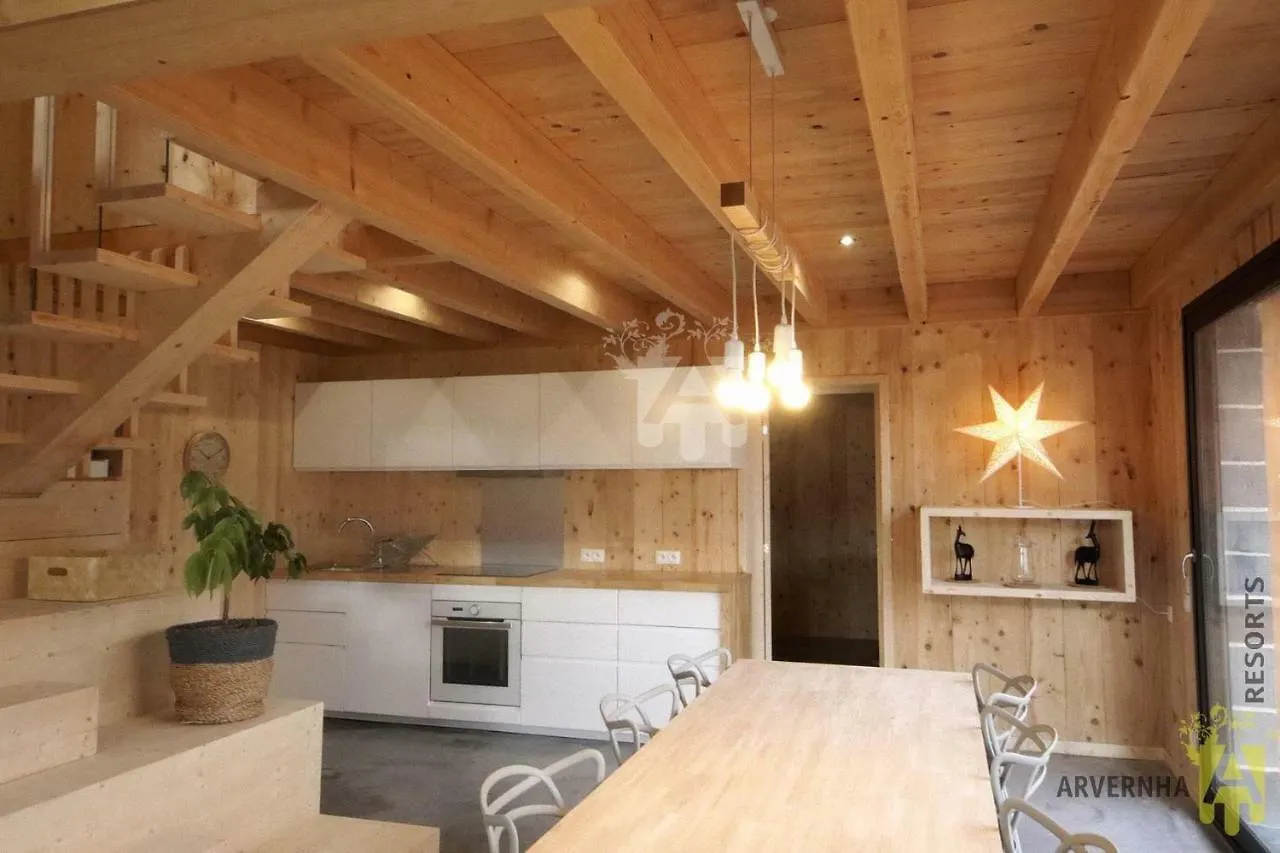 La Cabane De Marcha Besse-et-Saint-Anastaise 0*,  France